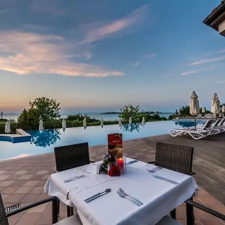 Apartament Private Studio With Sea View In Santa Marina
